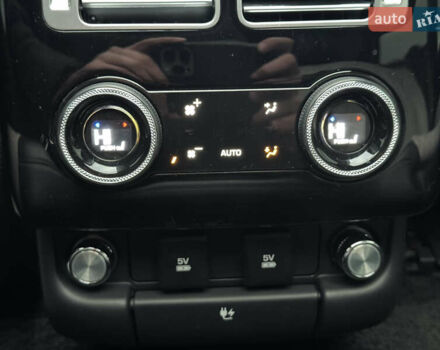 Белый Ленд Ровер Рендж Ровер, объемом двигателя 5 л и пробегом 155 тыс. км за 64999 $, фото 39 на Automoto.ua