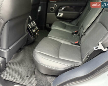 Белый Ленд Ровер Рендж Ровер, объемом двигателя 3 л и пробегом 165 тыс. км за 57500 $, фото 15 на Automoto.ua