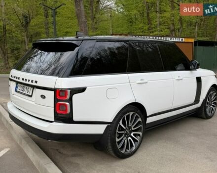 Белый Ленд Ровер Рендж Ровер, объемом двигателя 4.4 л и пробегом 138 тыс. км за 69999 $, фото 6 на Automoto.ua
