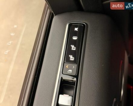 Белый Ленд Ровер Рендж Ровер, объемом двигателя 4.4 л и пробегом 138 тыс. км за 69999 $, фото 39 на Automoto.ua