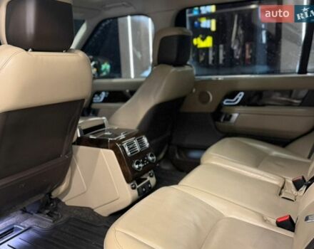 Білий Ленд Ровер Рендж Ровер, об'ємом двигуна 5 л та пробігом 95 тис. км за 69500 $, фото 13 на Automoto.ua