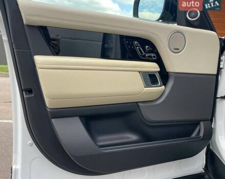 Ленд Ровер Рендж Ровер 2019 в Киеве на Automoto.ua Белый Ленд Ровер Рендж Ровер, объемом двигателя 2.99 л и пробегом 83 тыс. км за 65500 $, фото 7 на Automoto.ua