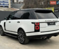 Белый Ленд Ровер Рендж Ровер, объемом двигателя 5 л и пробегом 155 тыс. км за 64999 $, фото 8 на Automoto.ua
