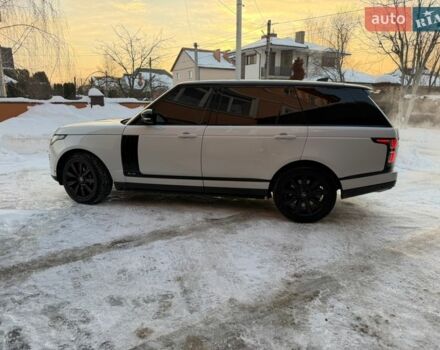 Білий Ленд Ровер Рендж Ровер, об'ємом двигуна 5 л та пробігом 97 тис. км за 65000 $, фото 5 на Automoto.ua