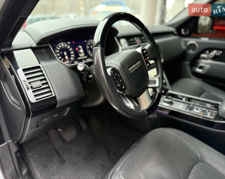 Белый Ленд Ровер Рендж Ровер, объемом двигателя 3 л и пробегом 165 тыс. км за 57500 $, фото 24 на Automoto.ua