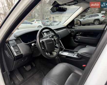 Белый Ленд Ровер Рендж Ровер, объемом двигателя 3 л и пробегом 81 тыс. км за 65000 $, фото 10 на Automoto.ua