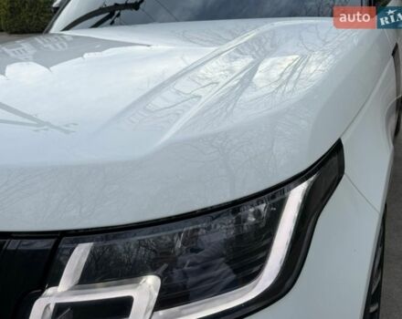 Белый Ленд Ровер Рендж Ровер, объемом двигателя 4.4 л и пробегом 138 тыс. км за 69999 $, фото 4 на Automoto.ua