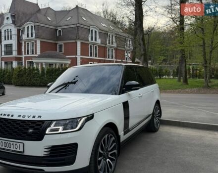 Белый Ленд Ровер Рендж Ровер, объемом двигателя 4.4 л и пробегом 138 тыс. км за 69999 $, фото 2 на Automoto.ua