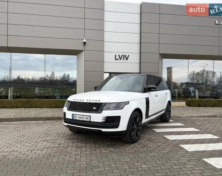 Белый Ленд Ровер Рендж Ровер, объемом двигателя 4.37 л и пробегом 71 тыс. км за 114900 $, фото 6 на Automoto.ua