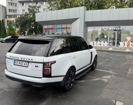 Білий Ленд Ровер Рендж Ровер, об'ємом двигуна 3 л та пробігом 155 тис. км за 64700 $, фото 2 на Automoto.ua