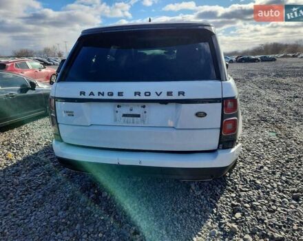 Білий Ленд Ровер Рендж Ровер, об'ємом двигуна 5 л та пробігом 71 тис. км за 20000 $, фото 5 на Automoto.ua