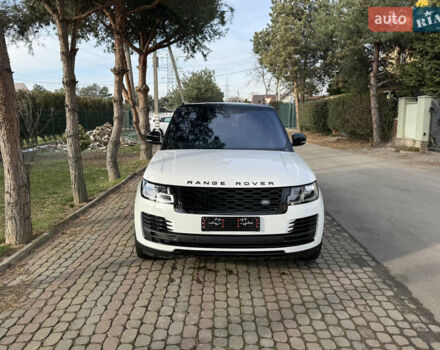 Белый Ленд Ровер Рендж Ровер, объемом двигателя 3 л и пробегом 123 тыс. км за 63000 $, фото 2 на Automoto.ua