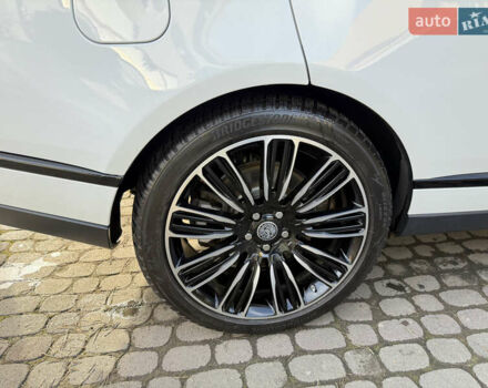 Белый Ленд Ровер Рендж Ровер, объемом двигателя 3 л и пробегом 123 тыс. км за 63000 $, фото 11 на Automoto.ua