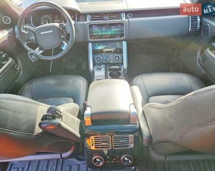 Білий Ленд Ровер Рендж Ровер, об'ємом двигуна 5 л та пробігом 71 тис. км за 20000 $, фото 7 на Automoto.ua