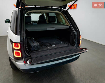 Білий Ленд Ровер Рендж Ровер, об'ємом двигуна 3 л та пробігом 75 тис. км за 69740 $, фото 6 на Automoto.ua