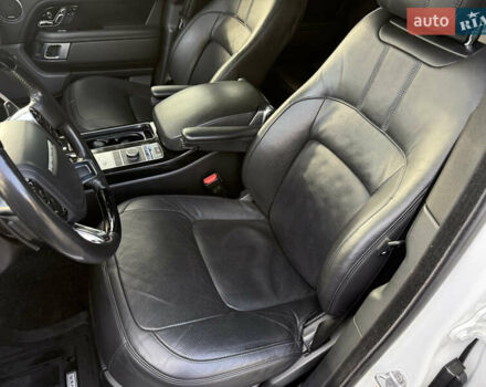 Белый Ленд Ровер Рендж Ровер, объемом двигателя 3 л и пробегом 123 тыс. км за 63000 $, фото 26 на Automoto.ua