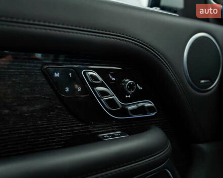 Білий Ленд Ровер Рендж Ровер, об'ємом двигуна 3 л та пробігом 75 тис. км за 69740 $, фото 15 на Automoto.ua