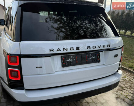 Белый Ленд Ровер Рендж Ровер, объемом двигателя 3 л и пробегом 123 тыс. км за 63000 $, фото 6 на Automoto.ua