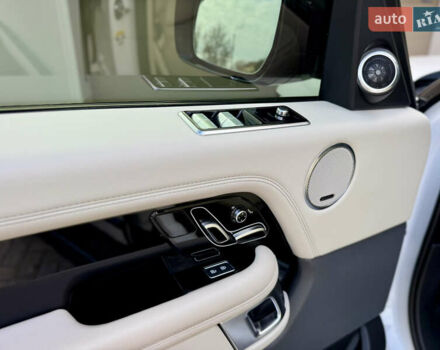 Білий Ленд Ровер Рендж Ровер, об'ємом двигуна 3 л та пробігом 97 тис. км за 79500 $, фото 17 на Automoto.ua