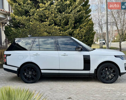 Білий Ленд Ровер Рендж Ровер, об'ємом двигуна 3 л та пробігом 97 тис. км за 79500 $, фото 4 на Automoto.ua