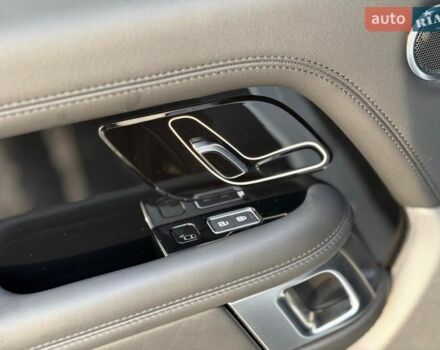 Белый Ленд Ровер Рендж Ровер, объемом двигателя 5 л и пробегом 72 тыс. км за 75990 $, фото 32 на Automoto.ua