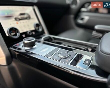 Белый Ленд Ровер Рендж Ровер, объемом двигателя 5 л и пробегом 72 тыс. км за 75990 $, фото 24 на Automoto.ua