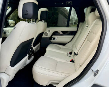 Белый Ленд Ровер Рендж Ровер, объемом двигателя 3 л и пробегом 97 тыс. км за 78900 $, фото 25 на Automoto.ua