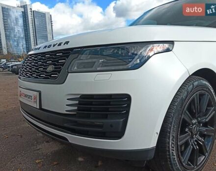 Ленд Ровер Рендж Ровер 2021 в Киеве на Automoto.ua Белый Ленд Ровер Рендж Ровер, объемом двигателя 5 л и пробегом 71 тыс. км за 79000 $, фото 2 на Automoto.ua
