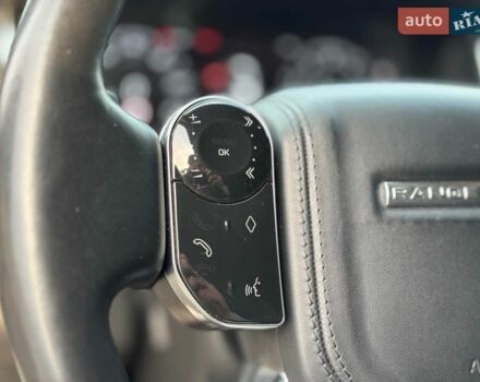 Белый Ленд Ровер Рендж Ровер, объемом двигателя 5 л и пробегом 72 тыс. км за 75990 $, фото 39 на Automoto.ua