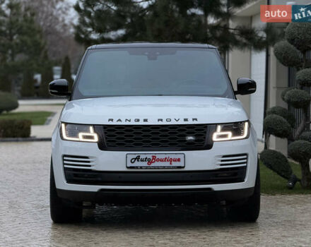 Белый Ленд Ровер Рендж Ровер, объемом двигателя 3 л и пробегом 98 тыс. км за 89000 $, фото 3 на Automoto.ua