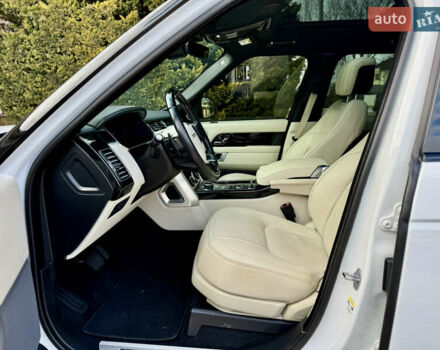 Білий Ленд Ровер Рендж Ровер, об'ємом двигуна 3 л та пробігом 97 тис. км за 79500 $, фото 19 на Automoto.ua