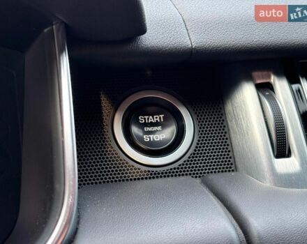 Белый Ленд Ровер Рендж Ровер, объемом двигателя 5 л и пробегом 72 тыс. км за 75990 $, фото 22 на Automoto.ua