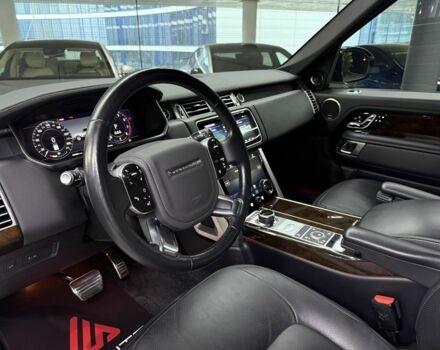 Білий Ленд Ровер Рендж Ровер, об'ємом двигуна 5 л та пробігом 62 тис. км за 69500 $, фото 17 на Automoto.ua