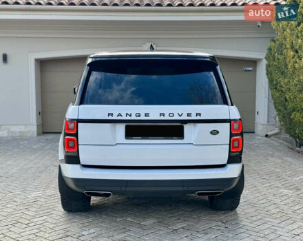 Белый Ленд Ровер Рендж Ровер, объемом двигателя 3 л и пробегом 97 тыс. км за 78900 $, фото 8 на Automoto.ua