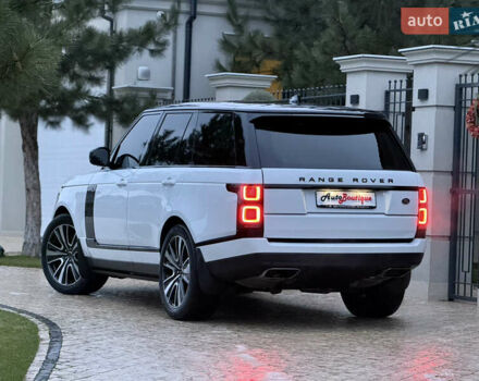 Белый Ленд Ровер Рендж Ровер, объемом двигателя 3 л и пробегом 98 тыс. км за 89000 $, фото 10 на Automoto.ua