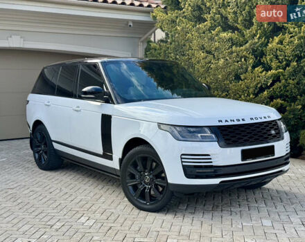 Белый Ленд Ровер Рендж Ровер, объемом двигателя 3 л и пробегом 97 тыс. км за 78900 $, фото 5 на Automoto.ua