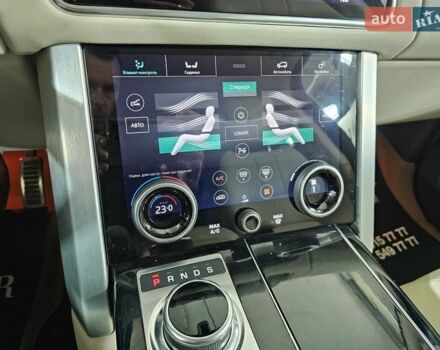 Білий Ленд Ровер Рендж Ровер, об'ємом двигуна 3 л та пробігом 93 тис. км за 87999 $, фото 22 на Automoto.ua