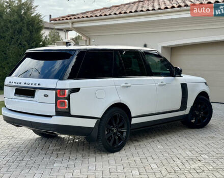 Белый Ленд Ровер Рендж Ровер, объемом двигателя 3 л и пробегом 97 тыс. км за 78900 $, фото 14 на Automoto.ua