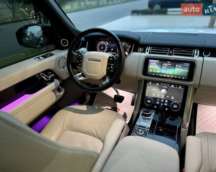 Белый Ленд Ровер Рендж Ровер, объемом двигателя 3 л и пробегом 98 тыс. км за 89000 $, фото 36 на Automoto.ua