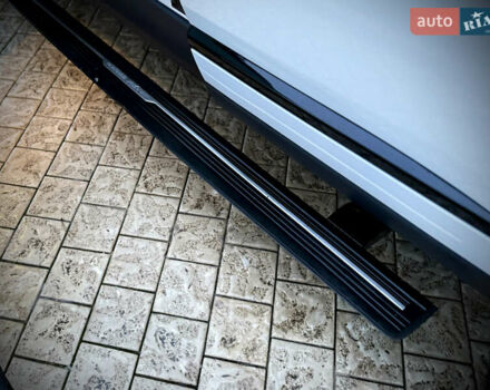 Белый Ленд Ровер Рендж Ровер, объемом двигателя 3 л и пробегом 98 тыс. км за 89000 $, фото 22 на Automoto.ua