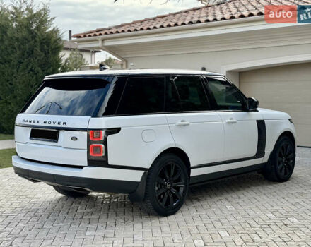 Білий Ленд Ровер Рендж Ровер, об'ємом двигуна 3 л та пробігом 97 тис. км за 79500 $, фото 10 на Automoto.ua