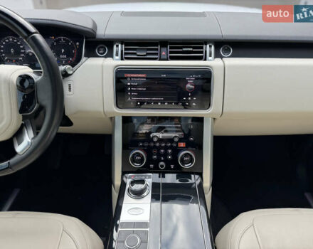 Белый Ленд Ровер Рендж Ровер, объемом двигателя 3 л и пробегом 97 тыс. км за 78900 $, фото 32 на Automoto.ua