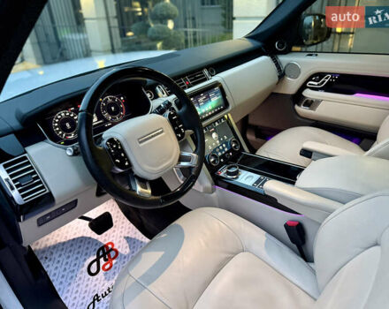 Белый Ленд Ровер Рендж Ровер, объемом двигателя 3 л и пробегом 98 тыс. км за 89000 $, фото 26 на Automoto.ua