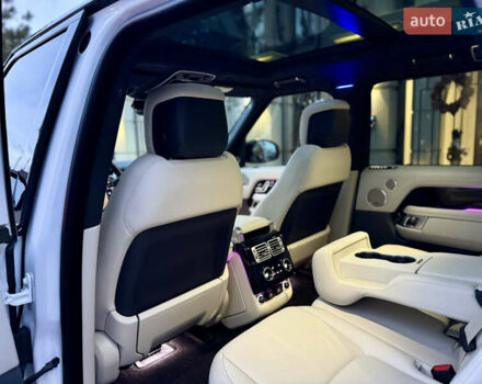 Белый Ленд Ровер Рендж Ровер, объемом двигателя 3 л и пробегом 98 тыс. км за 89000 $, фото 31 на Automoto.ua