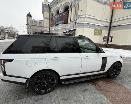 Білий Ленд Ровер Рендж Ровер, об'ємом двигуна 3 л та пробігом 89 тис. км за 91500 $, фото 5 на Automoto.ua