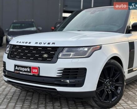 Белый Ленд Ровер Рендж Ровер, объемом двигателя 5 л и пробегом 72 тыс. км за 75990 $, фото 4 на Automoto.ua