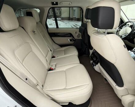 Білий Ленд Ровер Рендж Ровер, об'ємом двигуна 3 л та пробігом 89 тис. км за 91500 $, фото 6 на Automoto.ua