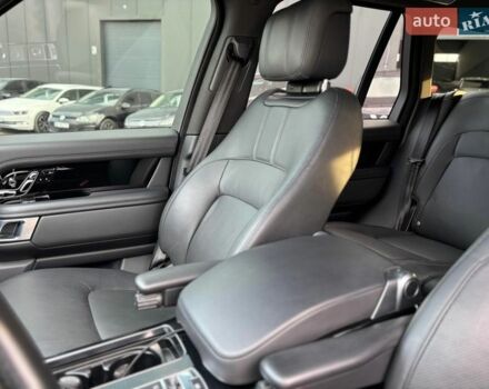 Белый Ленд Ровер Рендж Ровер, объемом двигателя 5 л и пробегом 72 тыс. км за 75990 $, фото 27 на Automoto.ua