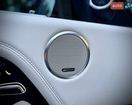 Белый Ленд Ровер Рендж Ровер, объемом двигателя 3 л и пробегом 98 тыс. км за 89000 $, фото 24 на Automoto.ua