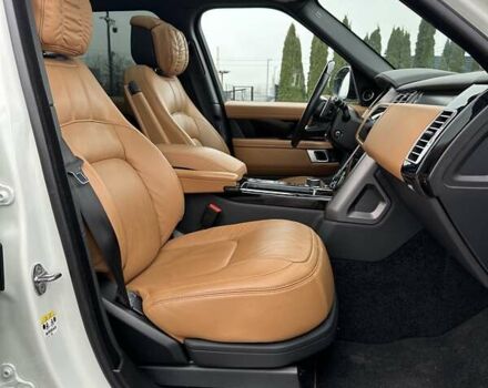 Белый Ленд Ровер Рендж Ровер, объемом двигателя 3 л и пробегом 75 тыс. км за 89900 $, фото 30 на Automoto.ua